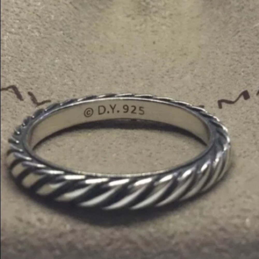 DAVID YURMAN Cable Classic Silver Stacking Ring - Picture 5 of 10